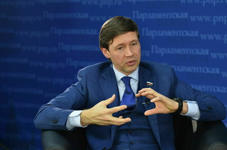 Сенатор Шейкин призвал россиян развивать навыки, которые нельзя автоматизировать