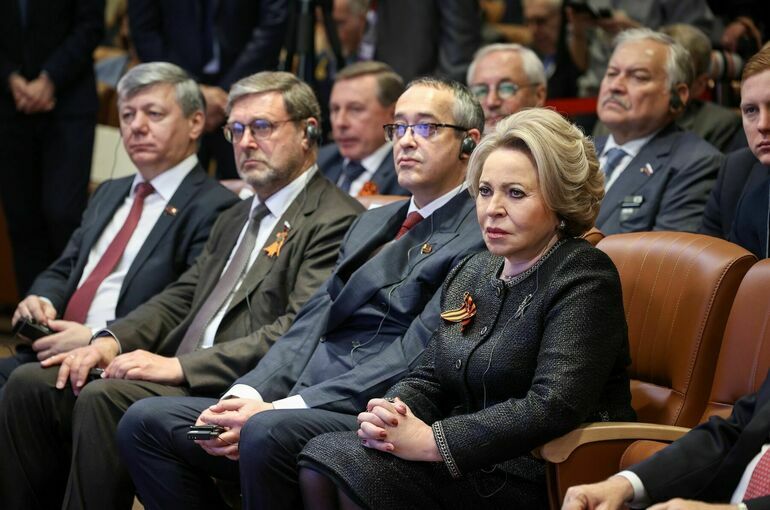 Матвиенко назвала символичным установление отношений с Кубой