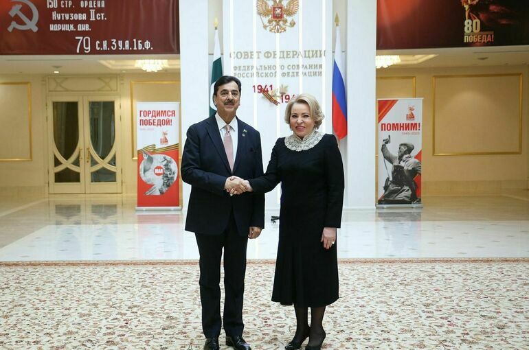 Матвиенко выразила признательность властям Пакистана за участие в приеме в честь Дня Победы