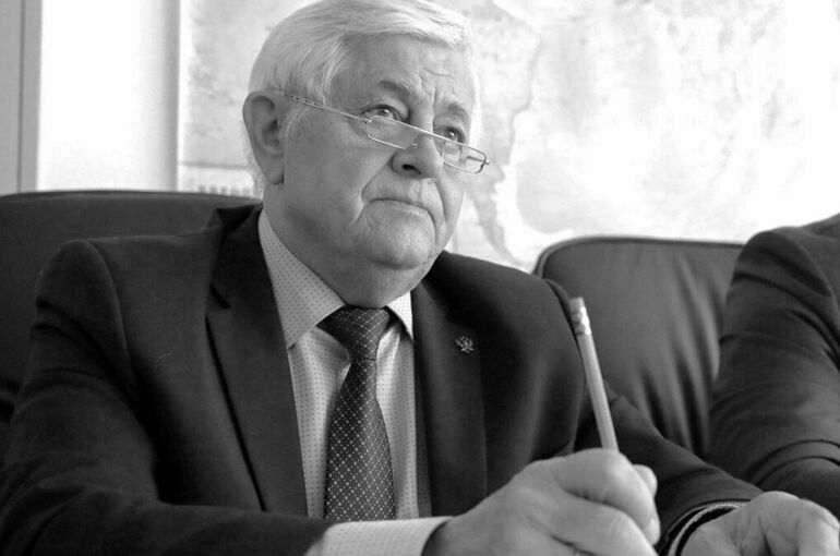 Госдума досрочно прекратила полномочия депутата Качкаева