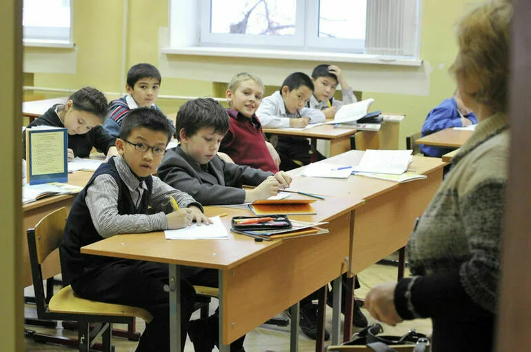 Свыше 1,7 тысячи заявок подали на тест по русскому языку для детей мигрантов