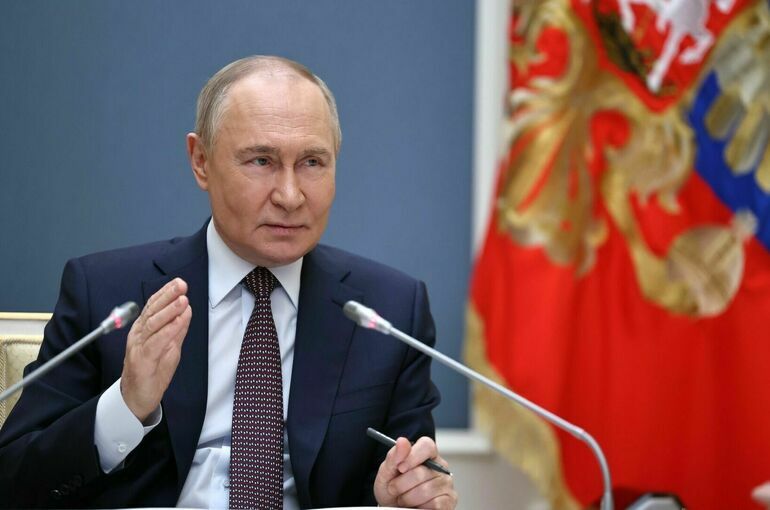 Путин призвал оптимизировать систему выплат НДС и страховых взносов для бизнеса