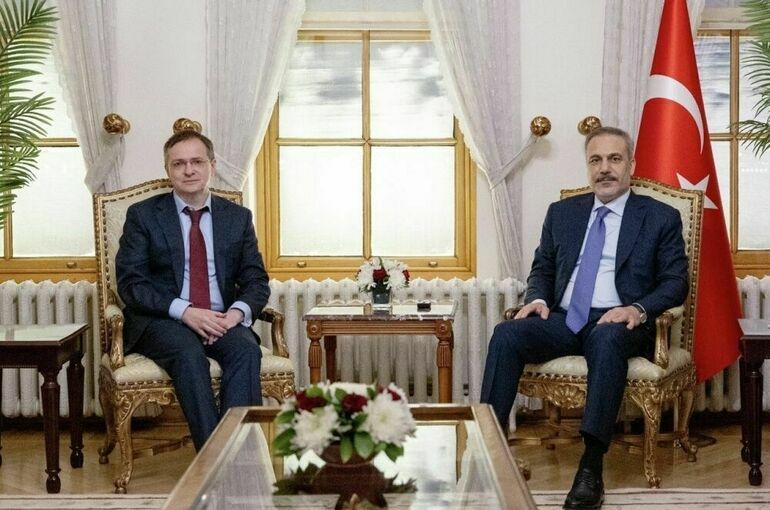 Глава МИД Турции заявил о готовности России и Украины к прямым переговорам