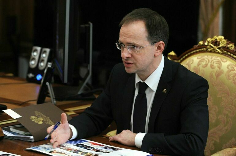 Мединский рассказал, о чем важно напомнить украинской делегации