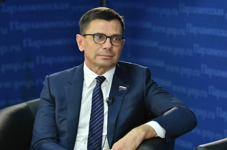 Согласие на открытие счета детям предложили брать только с одного родителя