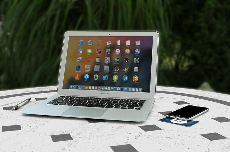 Рекламу в соцсетях СМИ призвали освободить от обязательных отчислений