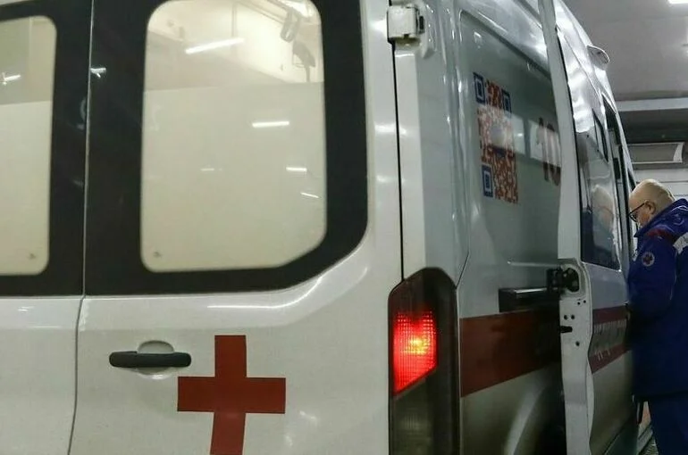 Из-за падения дрона в промзоне Ельца пострадали восемь человек