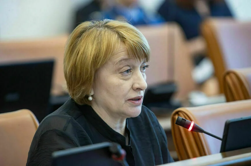 Как сказала Галина Ампилогова, законом предусмотрен достаточно длительный переходный период.