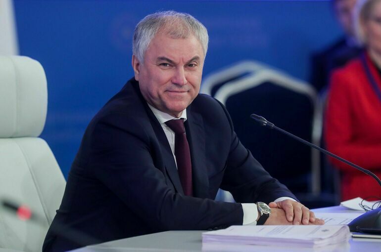 Володин поздравил коллектив «Комсомольской правды» со 100-летием газеты