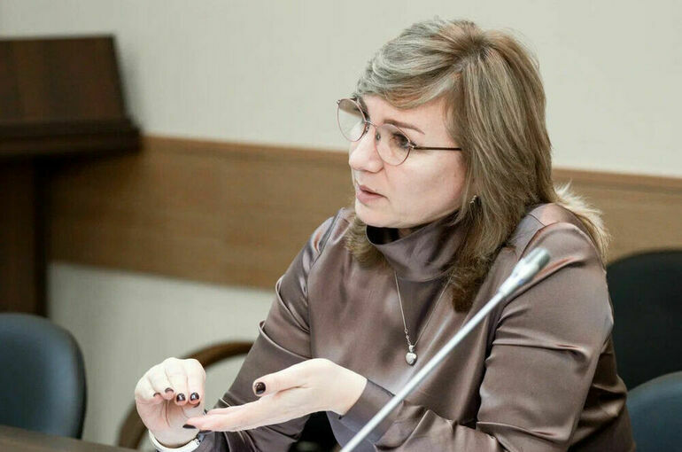 Депутат Тутова: Допуск студентов к работе в школах поможет им определиться с будущим