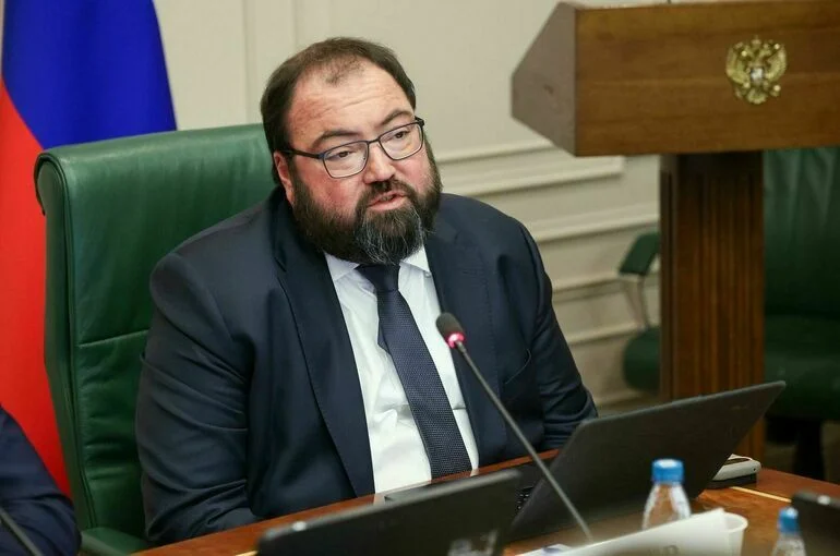 Шадаев: В России почти не растут тарифы на связь