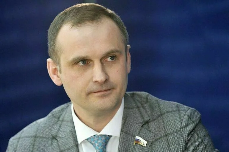 Депутат Леонов предложил новый способ научить детей вести здоровый образ жизни