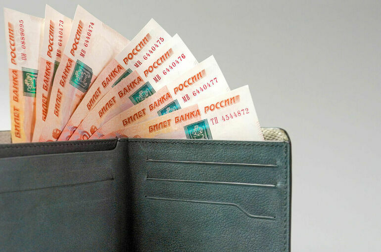 С оперной певицы Максаковой* взыскали долг по налогам по требованию ФНС