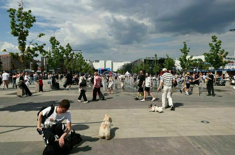 Москвичам пообещали до 30 градусов тепла и дожди в начале июня