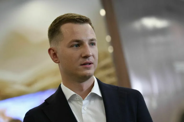 Депутат Метелев поддержал инициативу о полном запрете вейпов