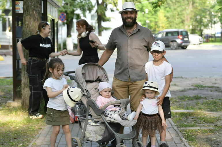 Депутат Нилов предложил снизить пенсионный возраст многодетным отцам-одиночкам