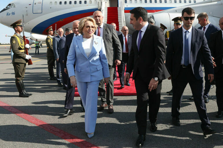 Матвиенко: Россия рада возобновлению политического диалога с Арменией