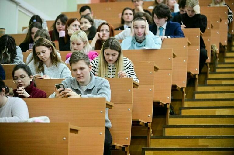 Минобрнауки установило квоты на стипендии президента и Правительства