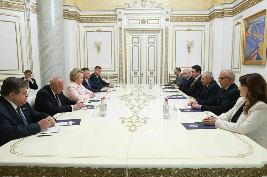 О чем беседовали Валентина Матвиенко с Николом Пашиняном 