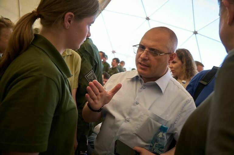 Депутат Гаврилов посетил оборонно-спортивный лагерь в Волгоградской области