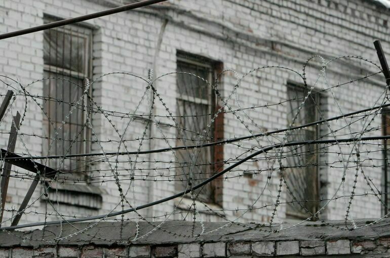 Экстремистов запретят переводить в колонии ближе к родным