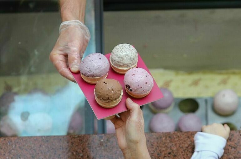 МВД попросили обратить внимание на продажу детям «энергетического мороженого»