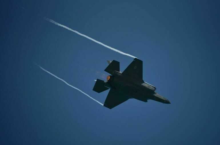 СМИ: Войска Ирана взяли в плен сбитого израильского пилота