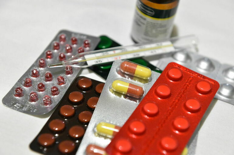 К формированию перечней лекарств будут привлекать членов Общественной палаты