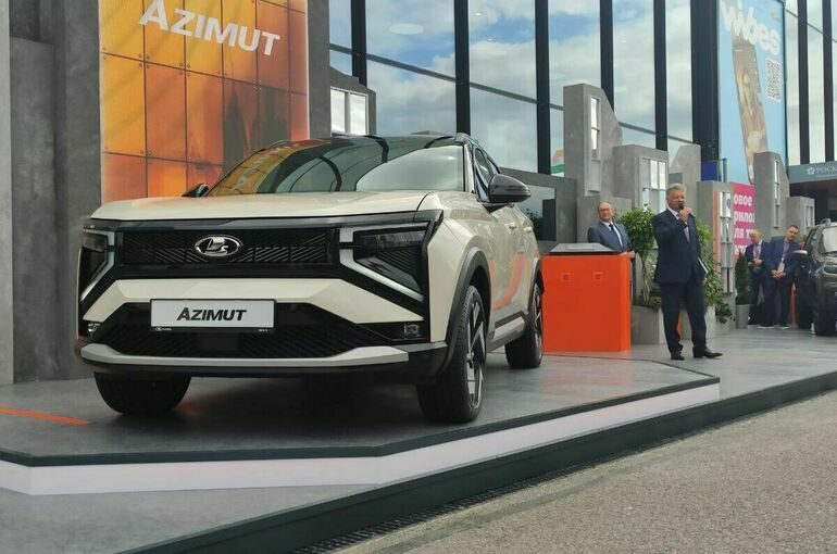 Новую модель «Лады» впервые показали на ПМЭФ-2025