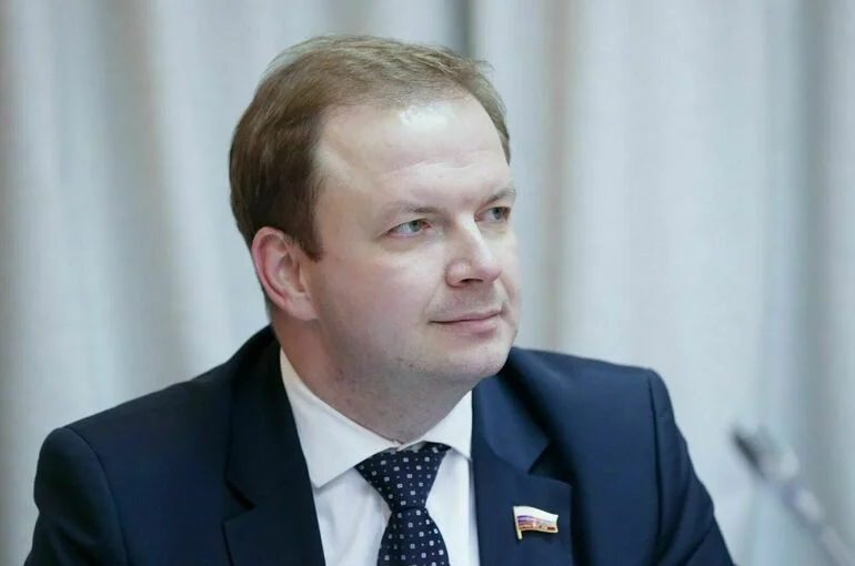 Депутат Говырин: Мелкие переводы большинства россиян блокировать не будут