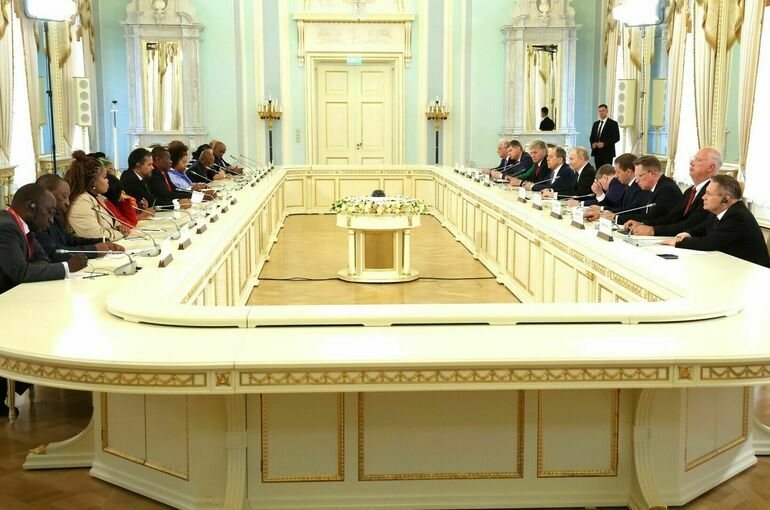 Путин: Россия и ЮАР продолжат наращивать взаимную торговлю