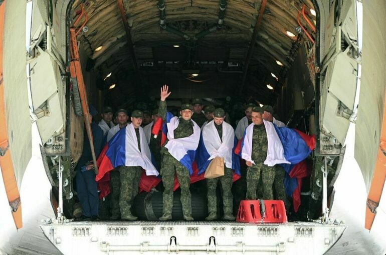 Вернувшиеся из украинского плена военные планируют вернуться на фронт