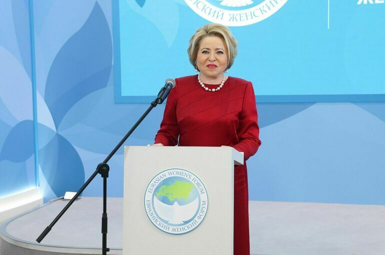 Валентина Матвиенко: Женщин пора чаще отправлять в космос