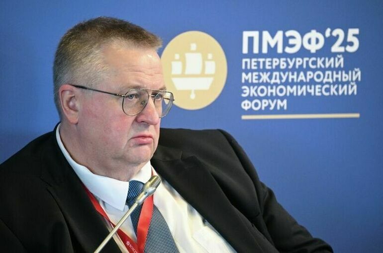 Оверчук: Армения может закрыть воздушное пространство для России