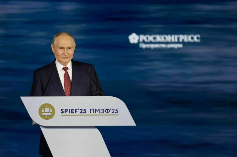 Путин: ВВП России растет ежегодно более чем на 4%, несмотря на сложности