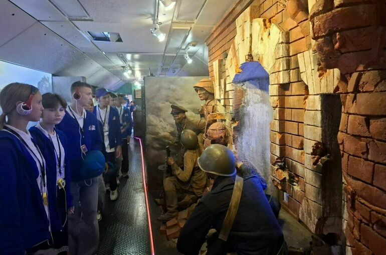 Для участников «Поезда Памяти» устроили живой урок истории