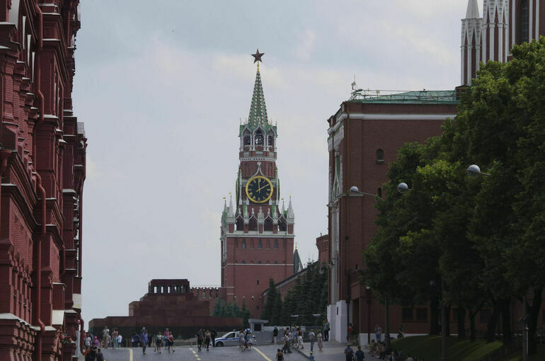 Кремль: Россия осуждает удары США по Ирану и выражает глубокое сожаление