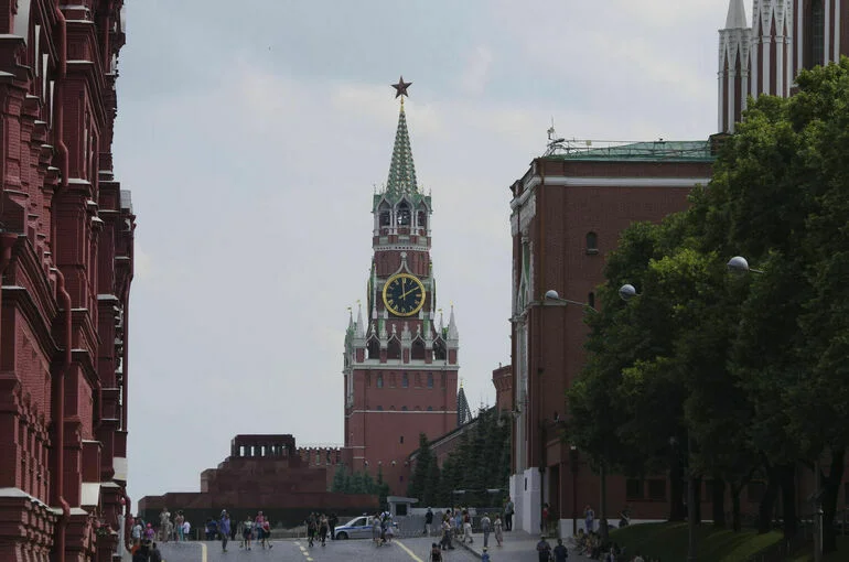 Кремль: Россия осуждает удары США по Ирану и выражает глубокое сожаление