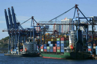 Мощности перевалки грузов в морских портах на Дальнем Востоке увеличат