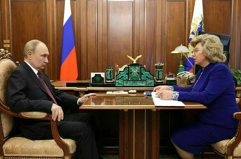 Путин поддержал идею о бесплатном втором среднем образовании для бойцов СВО