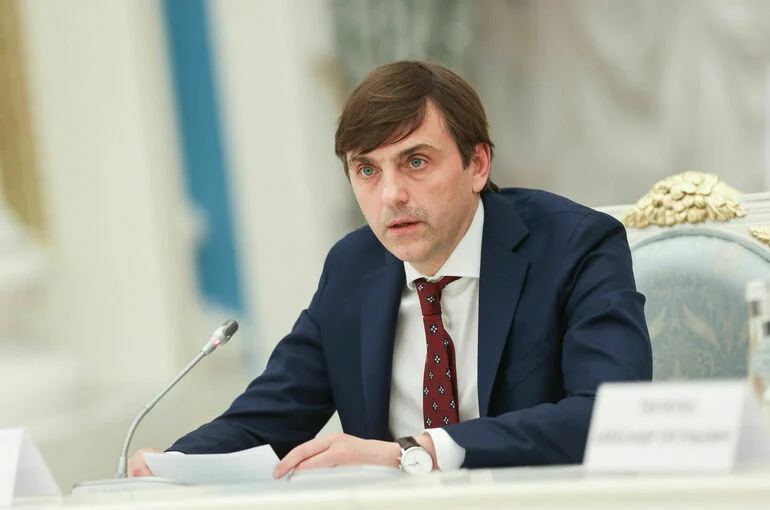 Кравцов: Учебники истории в странах СНГ противоречат принципу объективности