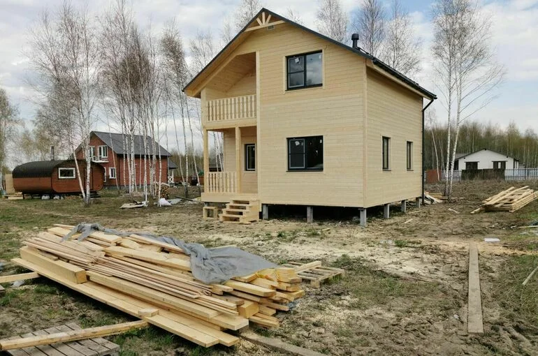 Контроль за строительством коттеджей в Подмосковье предложили усилить