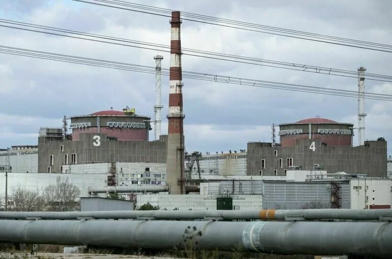 Украинский беспилотник атаковал группу сотрудников Запорожской АЭС