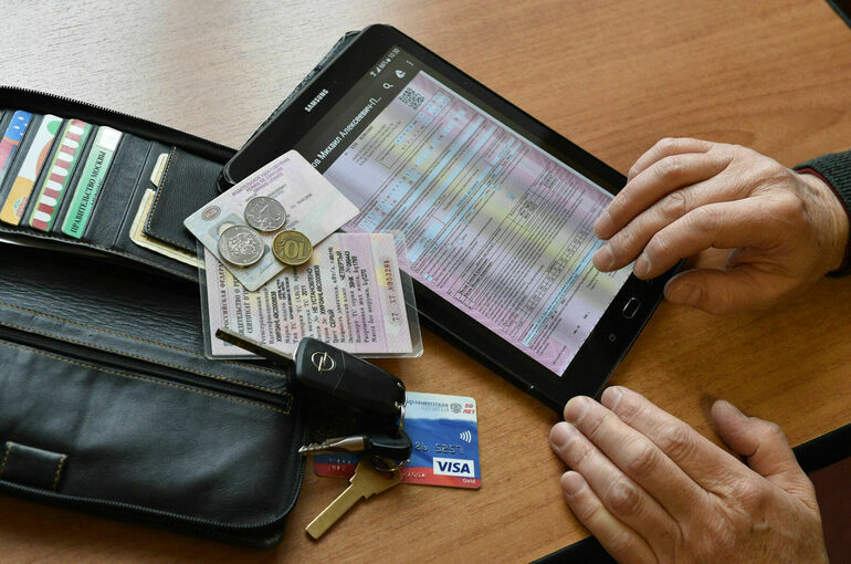 Минфин планирует повысить пошлину за получение водительских прав