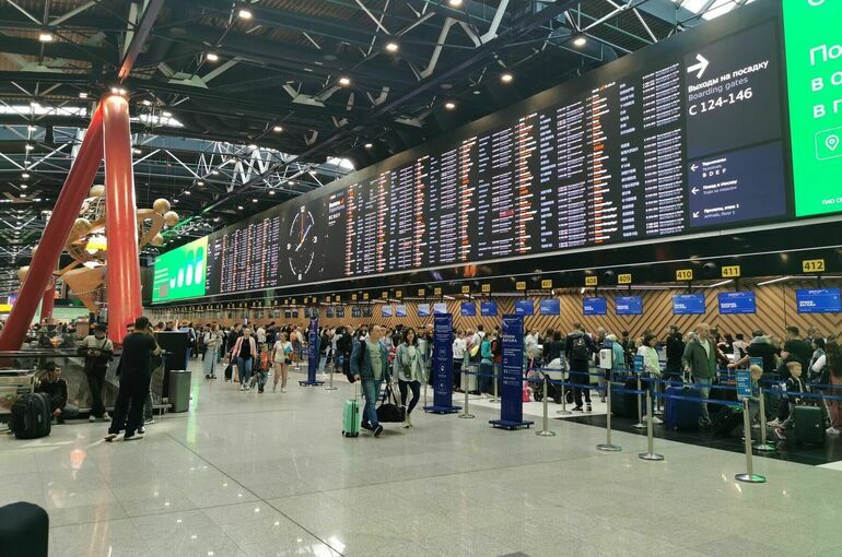 Курение в Пулково стало платным