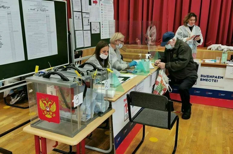 Путин внес на ратификацию протокол об участии белорусов в российских выборах