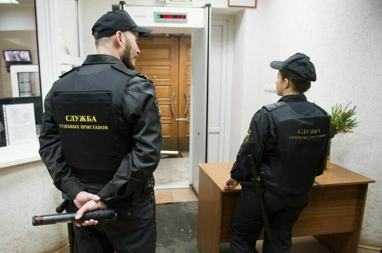 В стаж прокурорам и приставам включат службу в Крыму и Севастополе до 2014 года