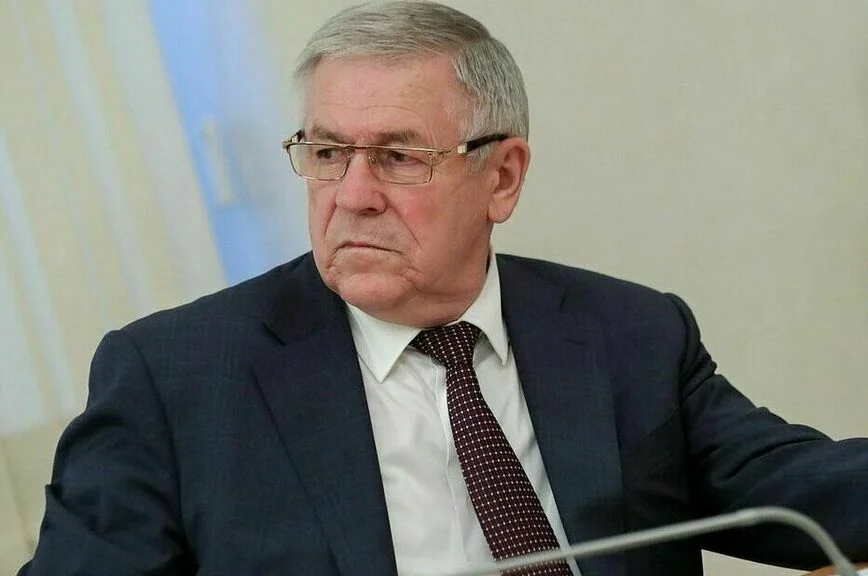 Эрнест Валеев.
