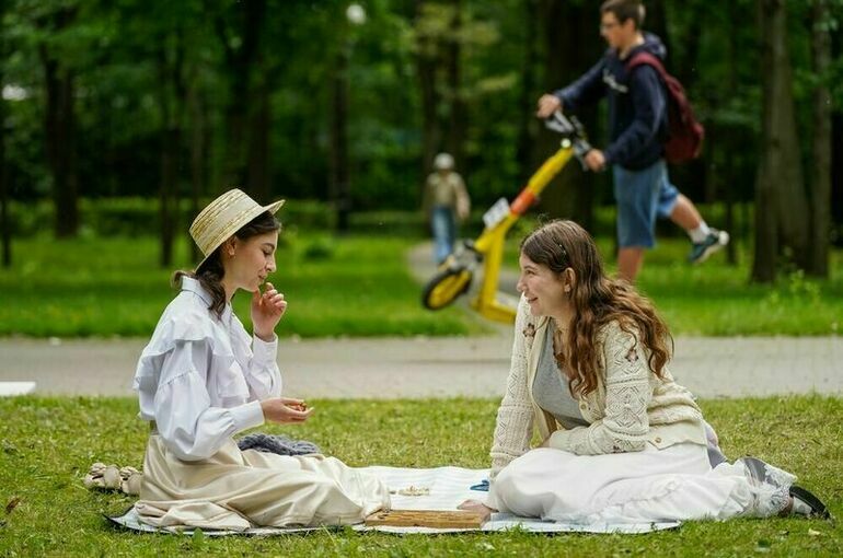 Москвичам пообещали до +22 градусов тепла и отсутствие осадков на выходных