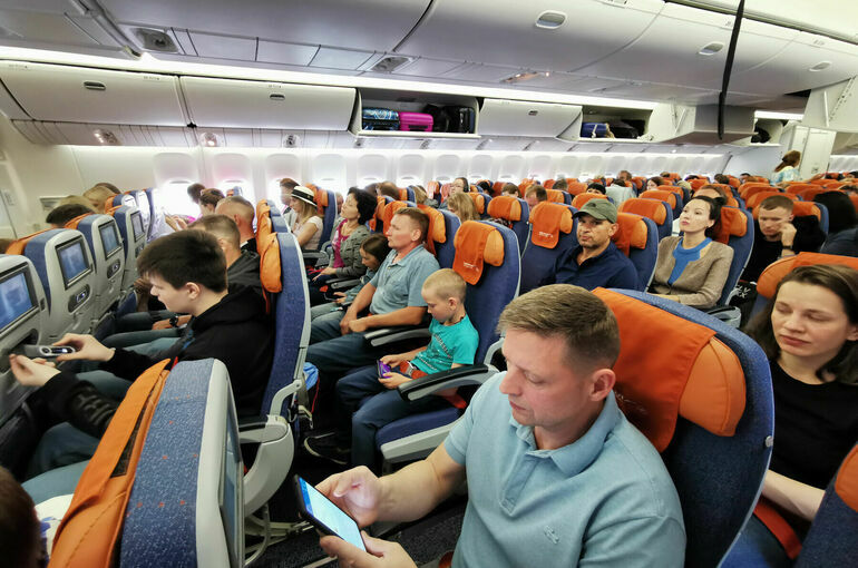 Оснащение самолетов видеокамерами отложат до 2027 года